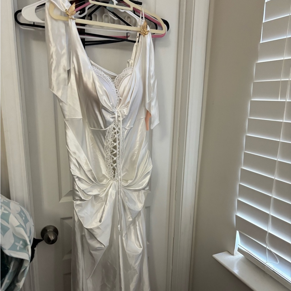 White Satin Lace-Up Corset dress - Picture 6 of 11